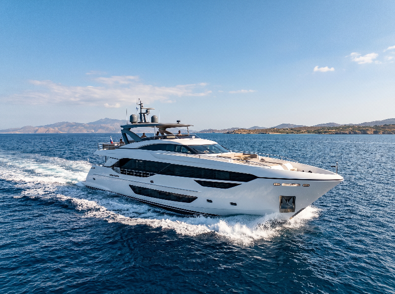 e-charter permission A luxury yacht cruising the Greek seas, illustrating the yachting and tourism activities managed through the e-CharterPermission platform.